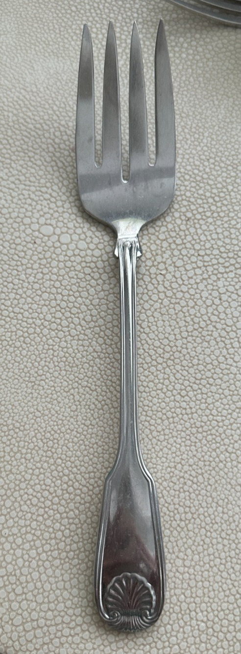 Reed & Barton Colonial Shell 1961 Stainless 8 3/8" Solid Cold Meat Serving Fork